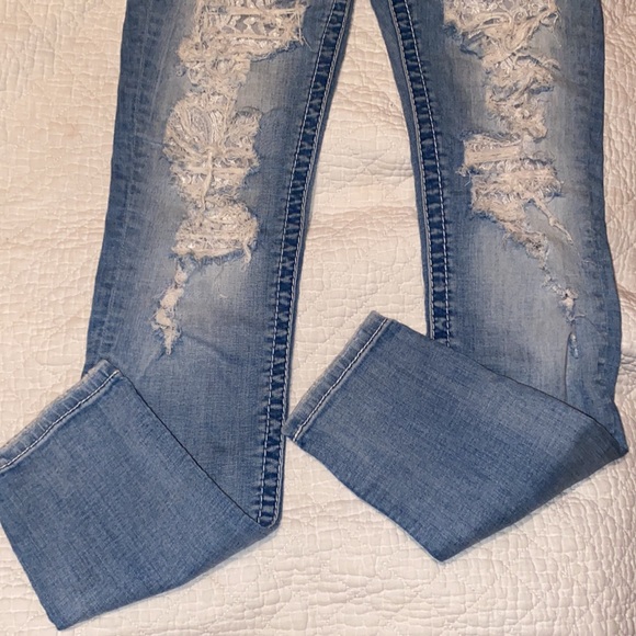 Silver Jeans (Camden) Skinny Leg Lace Cut Out Distressed Jeans W27 L31 - Picture 2 of 4